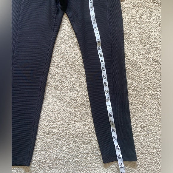🌸 Joe Fresh 🌸 black ribbed leggings - Picture 6 of 8